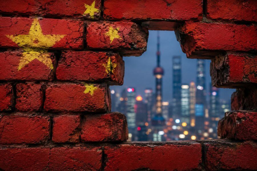 10 Biggest Ways the Great Firewall of China Affects Everyday Citizens toptencn