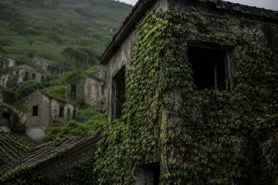 10 Most Haunting Abandoned Places in China You Can Actually Visit toptencn