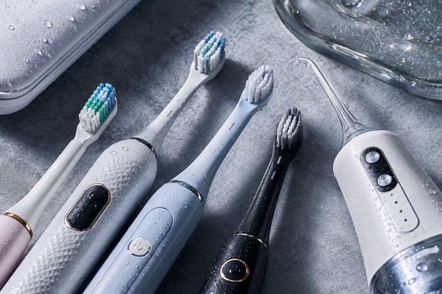 Read more about the article 6 Best Chinese Electric Toothbrushes and Oral Care Products for a Brighter Smile